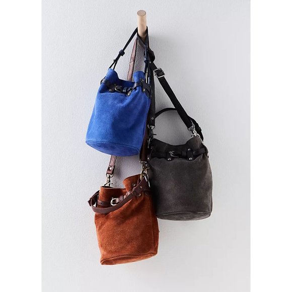FREE PEOPLE Soren Suede Bucket Bag / Soot Black - Picture 11 of 12